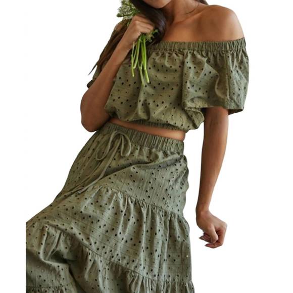 NEW BY TOGETHER emme eyelet top in moss - Picture 3 of 3